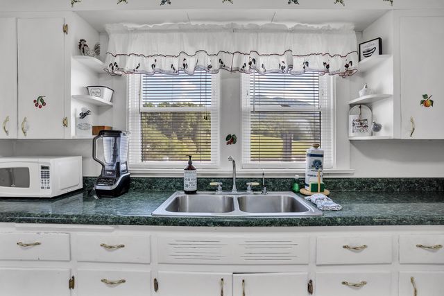 3969 3975 Wears Valley Road, Sevierville, TN 37862