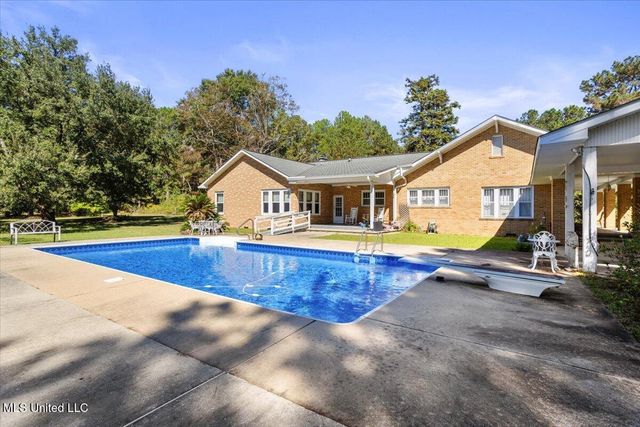 449 Oak Hill Road, Poplarville, MS 39470