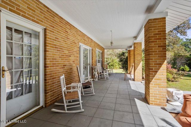 449 Oak Hill Road, Poplarville, MS 39470