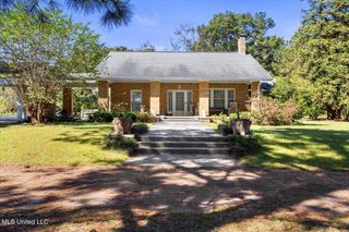 449 Oak Hill Road, Poplarville, MS 39470