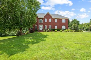 992 Stonebridge Cir, Cookeville, TN 38501