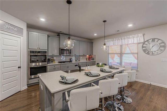 433 Malachi Bend, Mcdonough, GA 30252