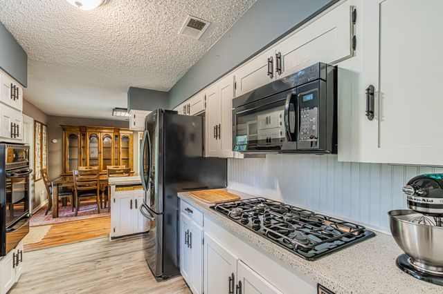 327 Harman Street, Duncanville, TX 75116