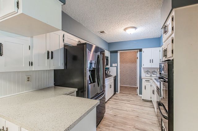 327 Harman Street, Duncanville, TX 75116
