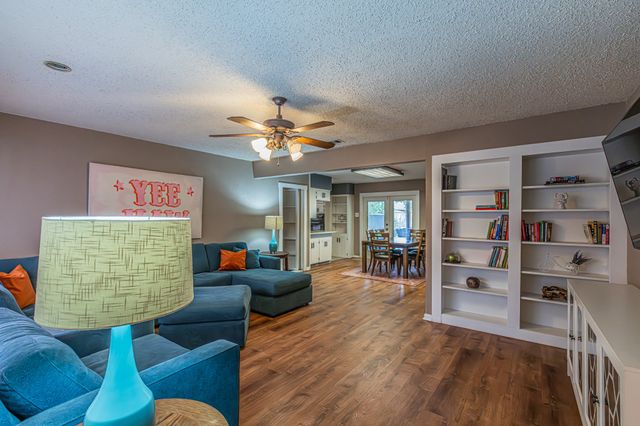 327 Harman Street, Duncanville, TX 75116