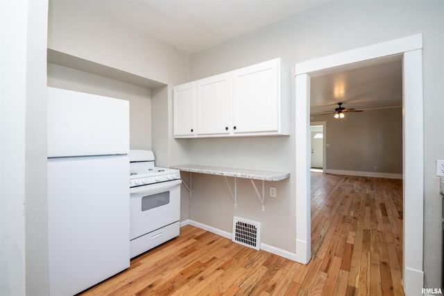 331 MCKINLEY Street, East Peoria, IL 61611