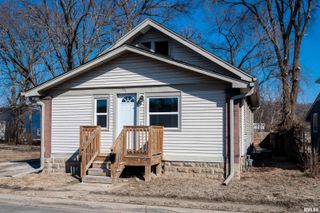 331 MCKINLEY Street, East Peoria, IL 61611