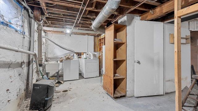 1307 Lutz Avenue, Ann Arbor, MI 48103