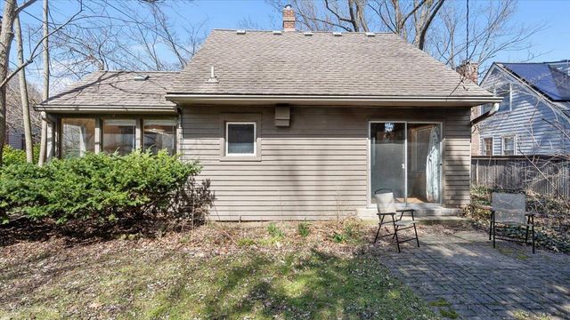 1307 Lutz Avenue, Ann Arbor, MI 48103