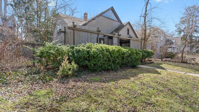 1307 Lutz Avenue, Ann Arbor, MI 48103