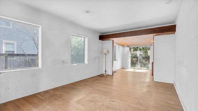 1307 Lutz Avenue, Ann Arbor, MI 48103