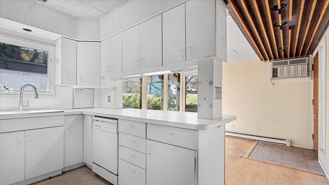 1307 Lutz Avenue, Ann Arbor, MI 48103