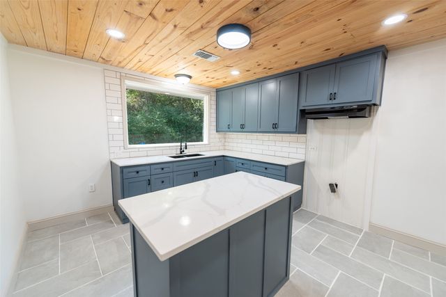 4890 County Road 4875, Pittsburg, TX 75686