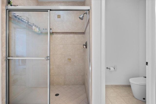 5102 Artesa Way W, Palm Beach Gardens, FL 33418