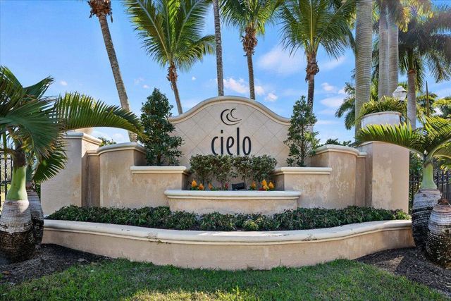 5102 Artesa Way W, Palm Beach Gardens, FL 33418