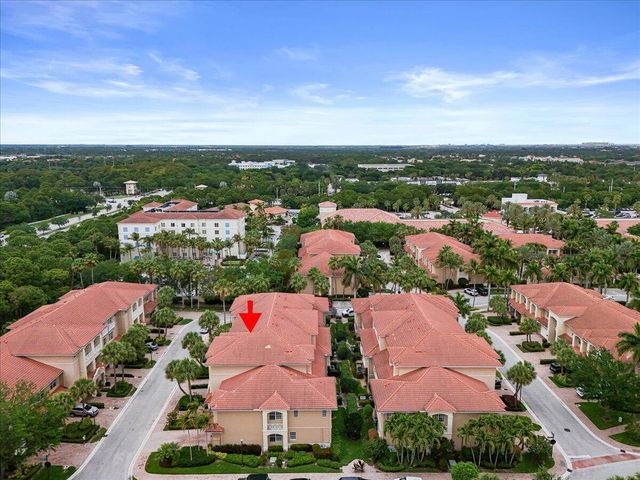 5102 Artesa Way W, Palm Beach Gardens, FL 33418