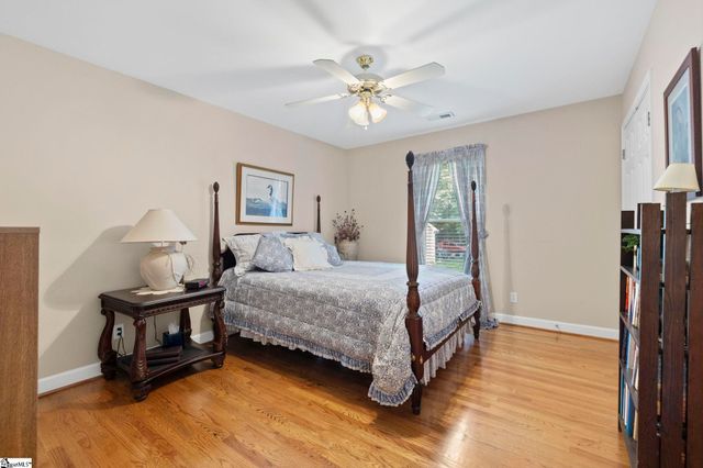 220 Baucom Park Drive, Greer, SC 29650
