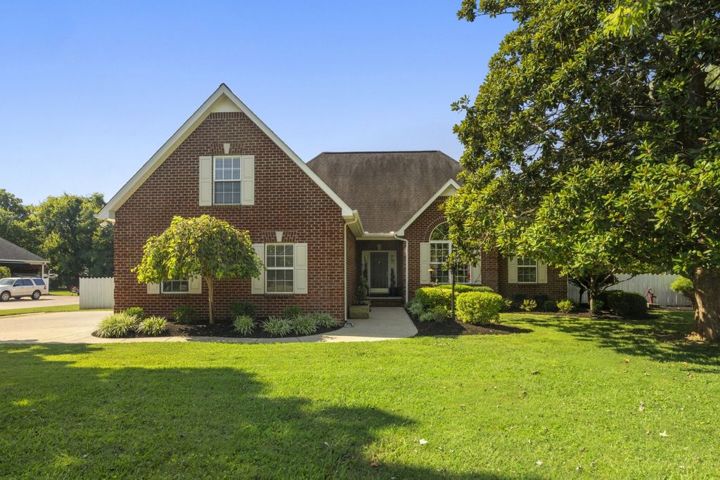 102 Munson Ct, Smyrna, TN 37167