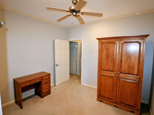 19 Emerald Cv Unit B, Paris, TN 38242