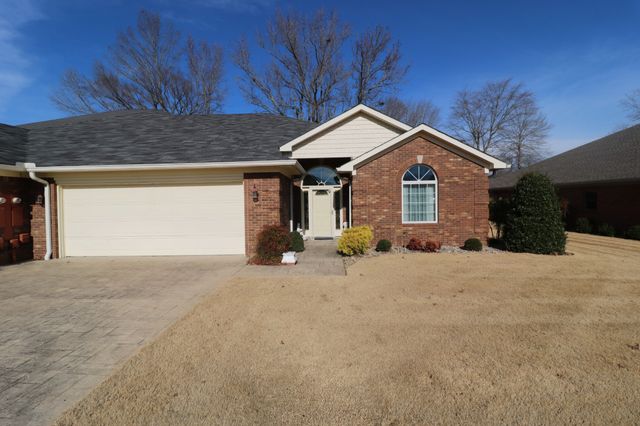 19 Emerald Cv Unit B, Paris, TN 38242