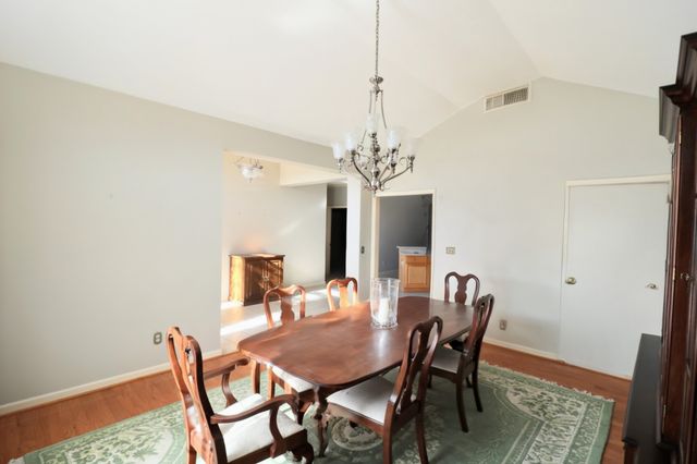 19 Emerald Cv Unit B, Paris, TN 38242