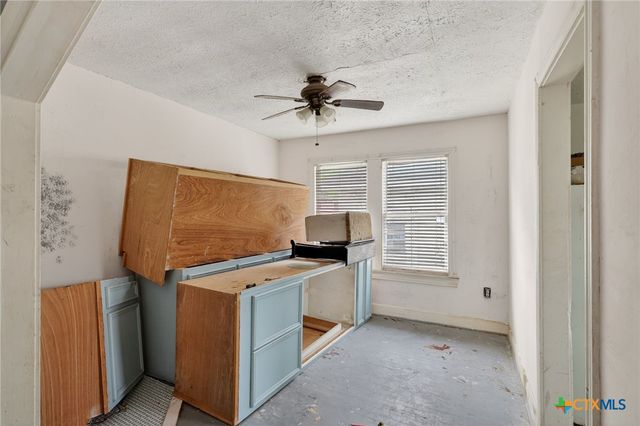 2011 N Jecker, Victoria, TX 77901