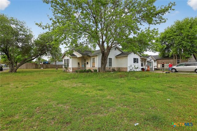 2011 N Jecker, Victoria, TX 77901