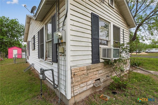 2011 N Jecker, Victoria, TX 77901