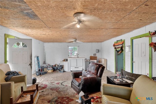 2011 N Jecker, Victoria, TX 77901