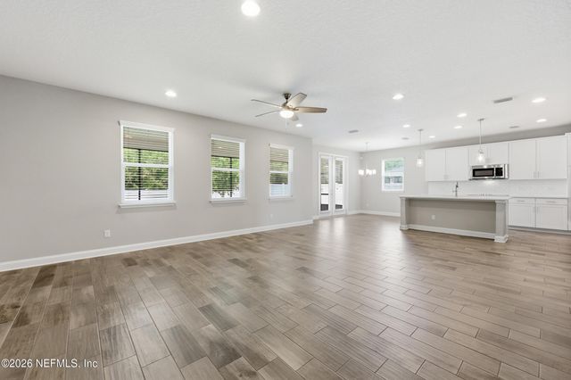 1885 SILO OAKS Place, Middleburg, FL 32068