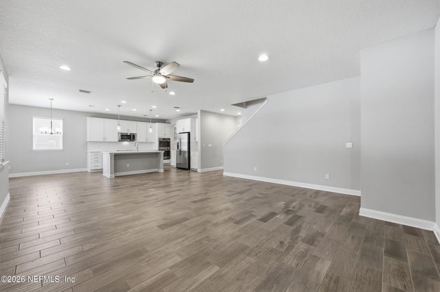 1885 SILO OAKS Place, Middleburg, FL 32068