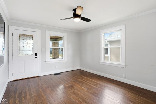 4949 W 12th Street, Speedway, IN 46224