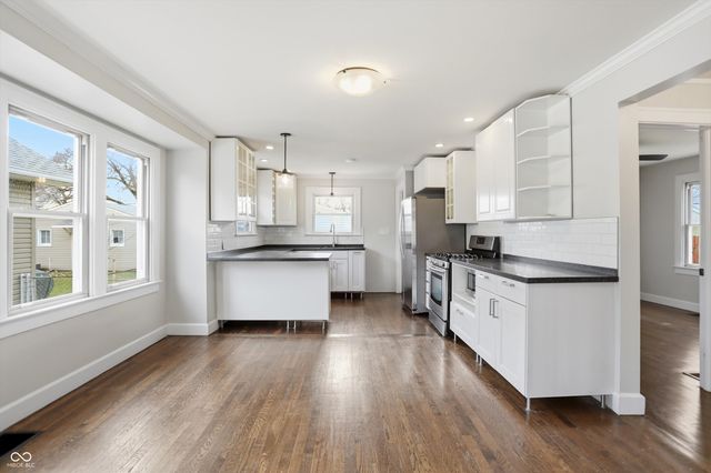 4949 W 12th Street, Speedway, IN 46224