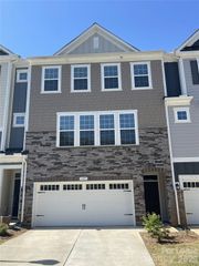14019 Martin Hill Way, Charlotte, NC 28277