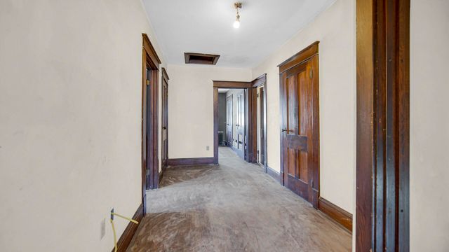 101 E Lincolnway, La Porte, IN 46350
