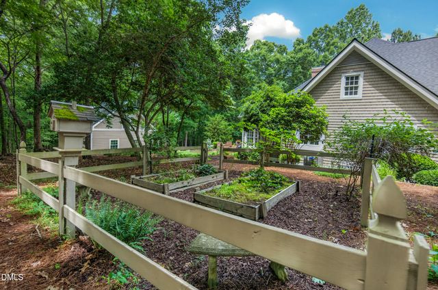 443 Valley Lane, Pittsboro, NC 27312