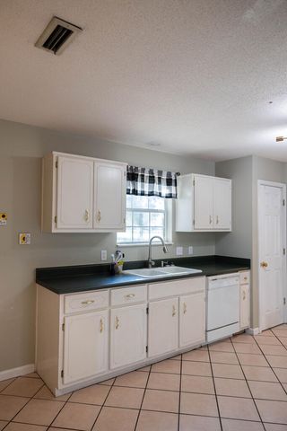 115 Belton Drive, Dothan, AL 36305