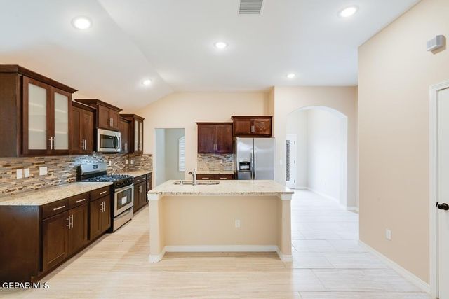 12405 Caddo Lane, Clint, TX 79836