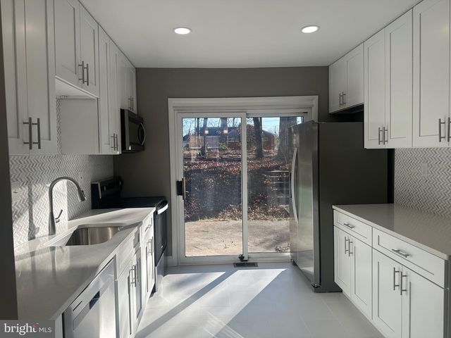 1401 MADISON DR, Fort Washington, MD 20744