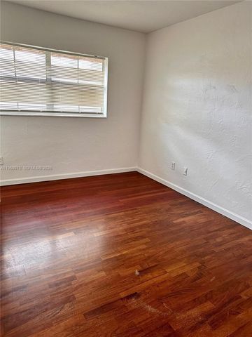 8600 SW 67th Ave 942, Pinecrest, FL 33156