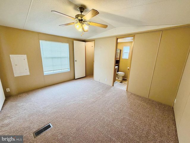 216 SAND CASTLE BLVD, Fruitland, MD 21826