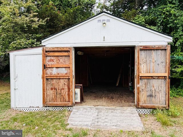 216 SAND CASTLE BLVD, Fruitland, MD 21826