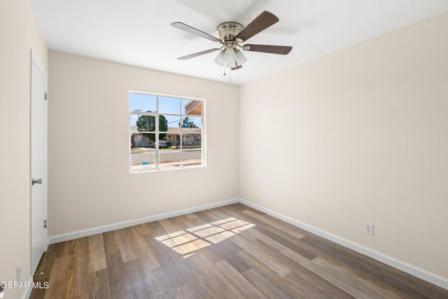 5105 DEBEERS Drive, El Paso, TX 79924