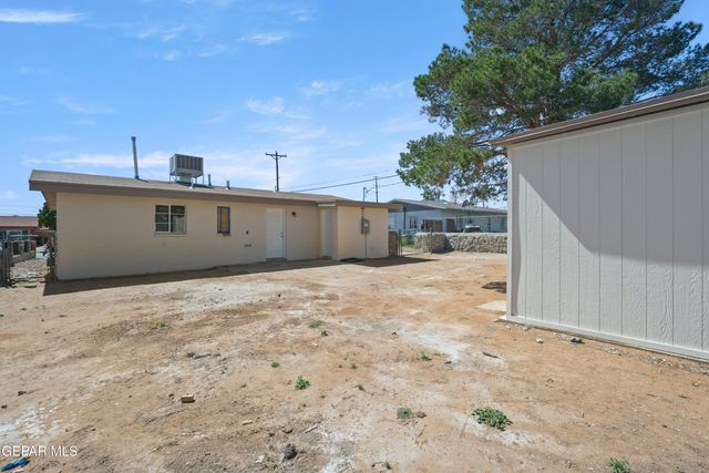 5105 DEBEERS Drive, El Paso, TX 79924