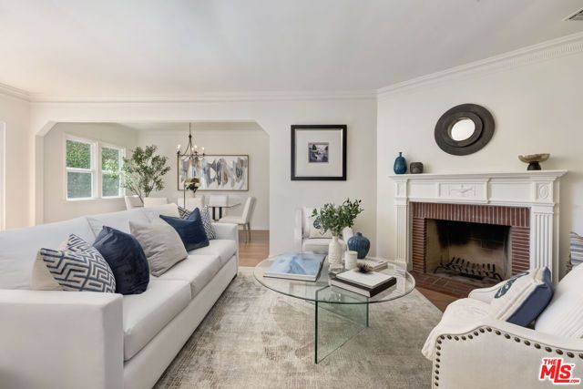 11344 Homedale Street, Los Angeles, CA 90049