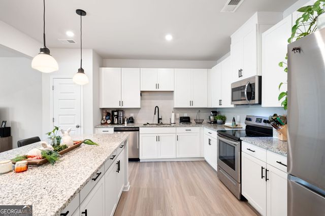 320 Crider Court, Woodstock, GA 30188