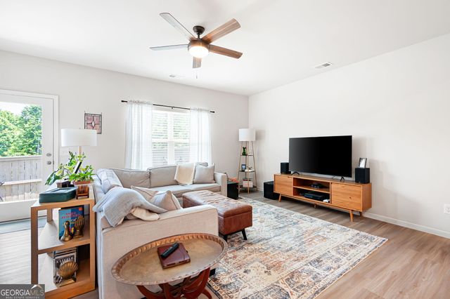 320 Crider Court, Woodstock, GA 30188