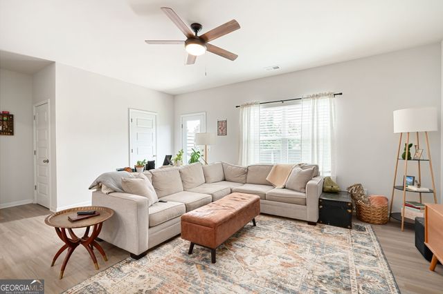 320 Crider Court, Woodstock, GA 30188