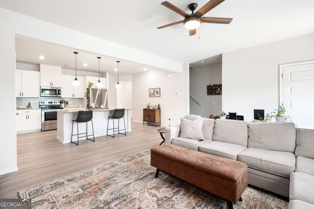 320 Crider Court, Woodstock, GA 30188