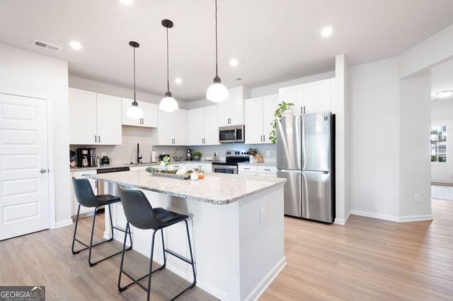 320 Crider Court, Woodstock, GA 30188